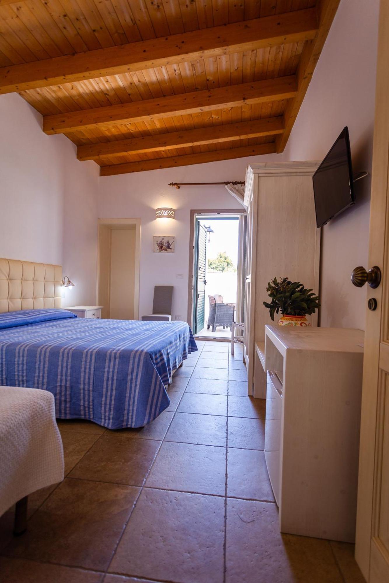 Villa Giardino Delle Zie: Charming Retreat with Half-Board Option Tricase Exterior photo