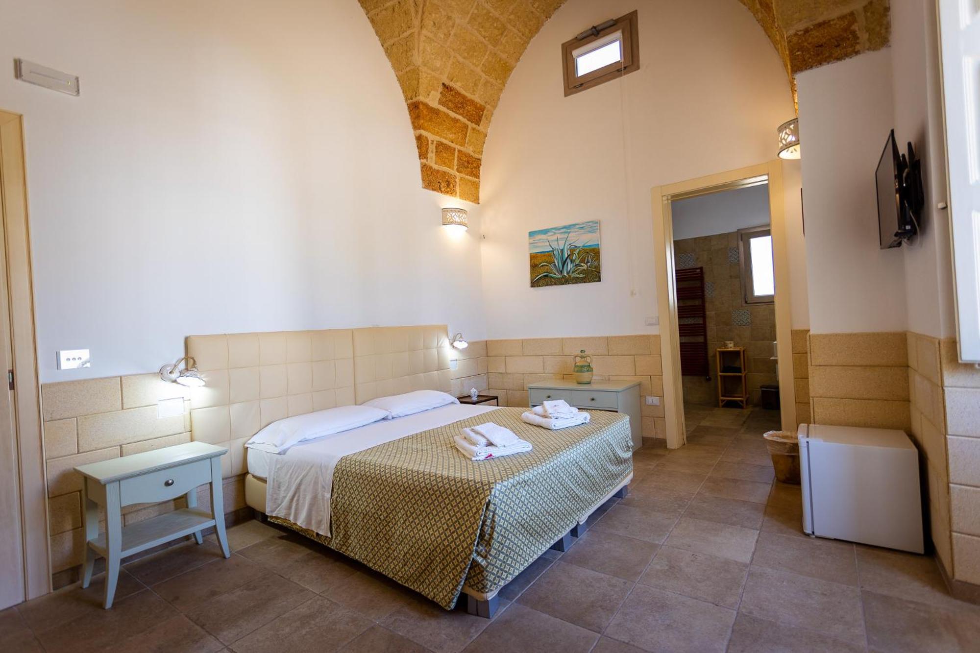 Villa Giardino Delle Zie: Charming Retreat with Half-Board Option Tricase Exterior photo